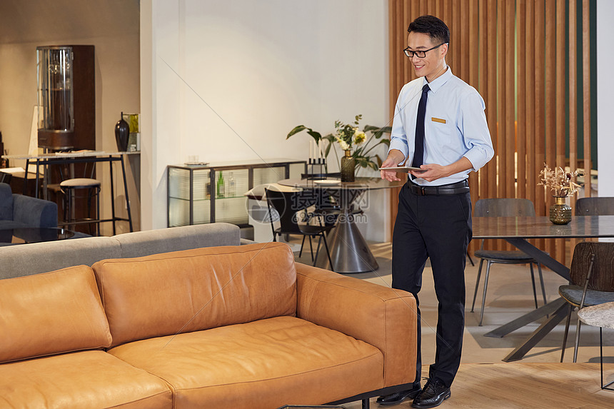 家具銷(xiāo)售的專業(yè)形象 從高清圖片看行業(yè)風(fēng)采